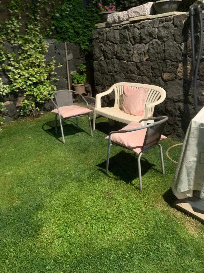 Villa In Affitto Ragalna Bagian luar foto